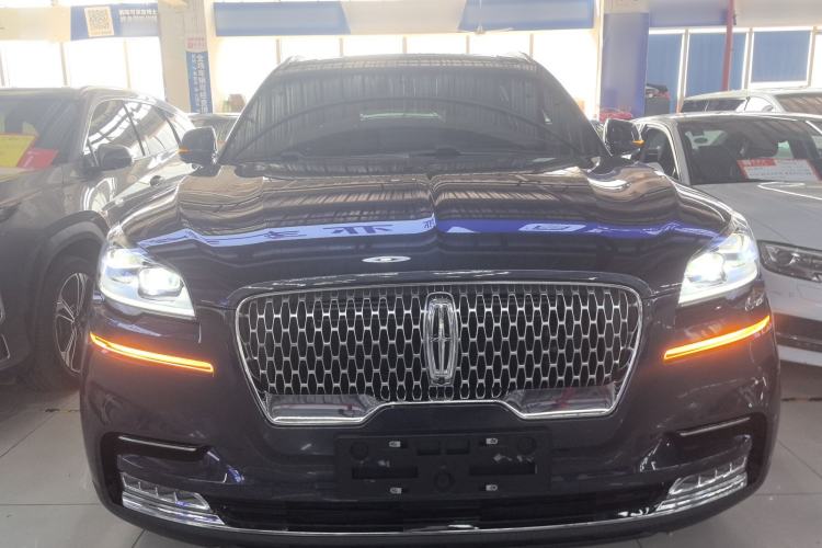Used Lincoln Aviator 2020 3.0T V6 All-Wheel Drive Executive Version Front