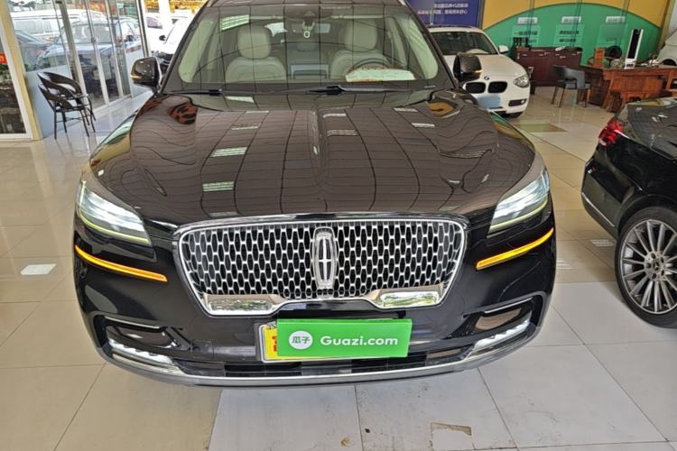 Used Lincoln Aviator 2020 3.0T V6 All-Wheel-Drive Premium Edition Front