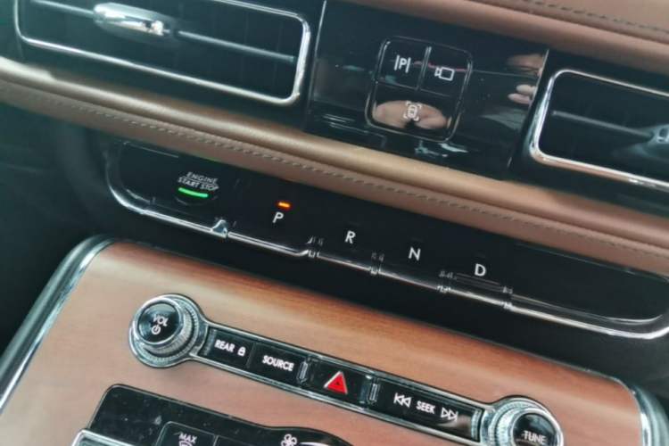 Used Lincoln Aviator 2020 3.0T V6 Four-Wheel Drive Zunya Edition Gear Lever