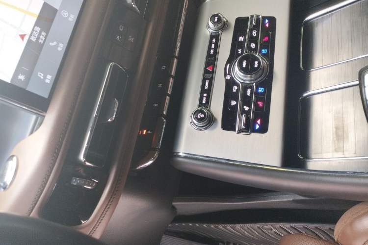 Used Lincoln Aviator 2020 3.0T V6 All-Wheel-Drive Luxury Edition Gear Lever