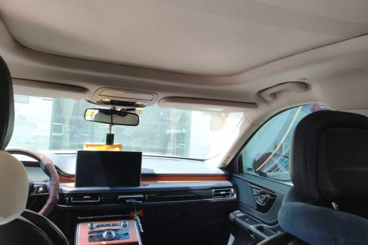 Used Lincoln Aviator 2020 3.0T V6 Four-Wheel Drive Premium Edition Headliner