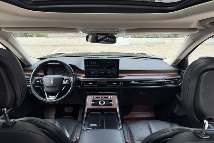 Used Lincoln Aviator 2020 3.0T V6 Four-Wheel Drive Premium Edition Interior 1