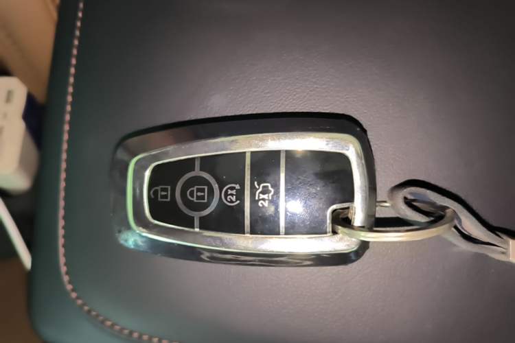 Used Lincoln Aviator 2020 3.0T V6 All-Wheel Drive Executive Version Interior 1