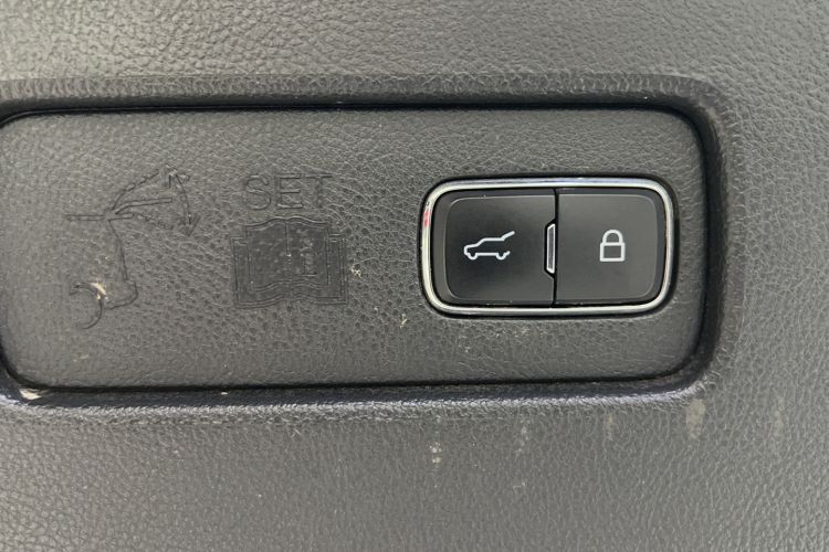 Used Lincoln Aviator 2020 3.0T V6 Four-Wheel Drive Zunya Edition Interior 11