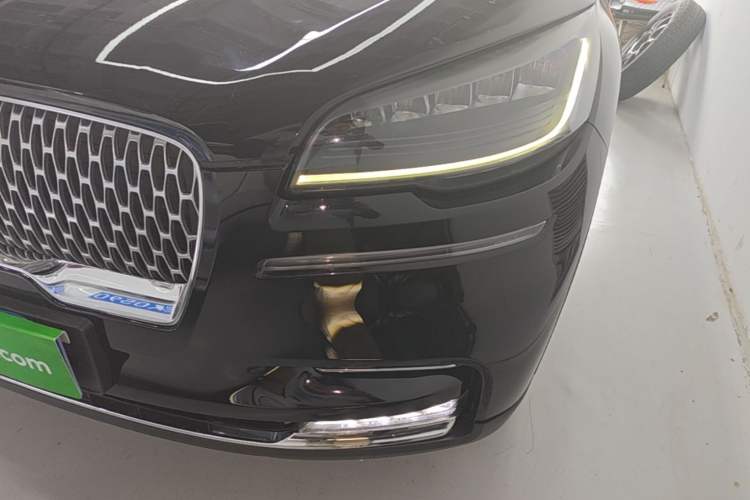 Used Lincoln Aviator 2020 3.0T V6 All-Wheel-Drive Premium Edition Left Front Headlight