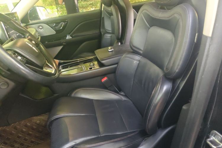 Used Lincoln Aviator 2020 3.0T V6 All-Wheel Drive Executive Version Left Front Seat