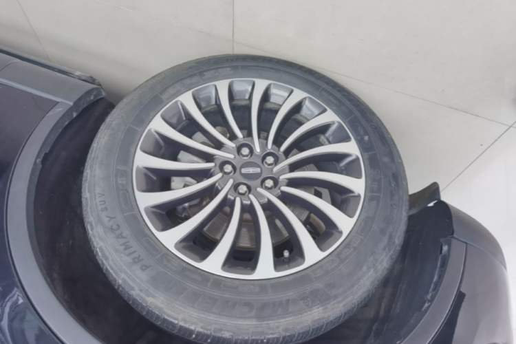 Used Lincoln Aviator 2020 3.0T V6 Four-Wheel Drive Zunya Edition Left Front Wheel Hub