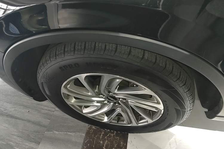Used Lincoln Aviator 2020 3.0T V6 Four-Wheel Drive Premium Edition Left Front Wheel Hub
