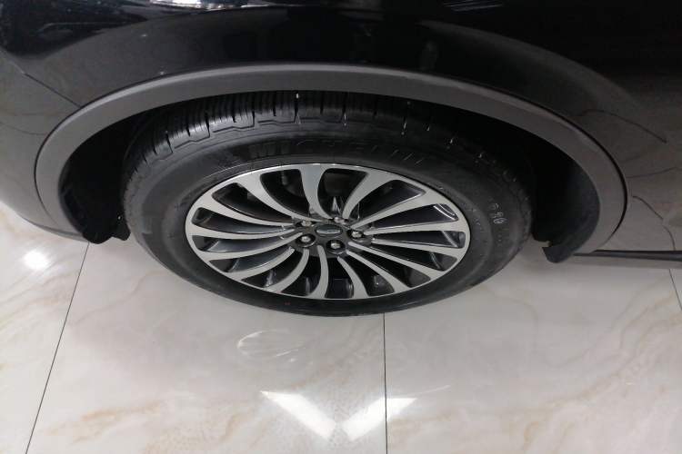 Used Lincoln Aviator 2020 3.0T V6 Four-Wheel Drive Zunya Edition Left Front Wheel Hub