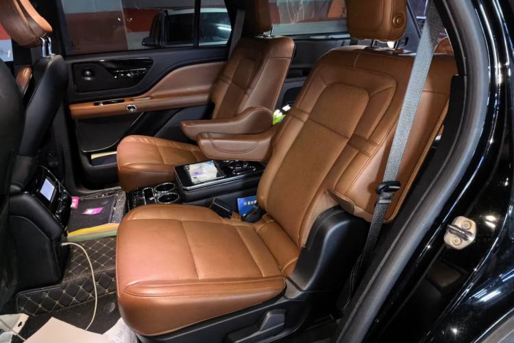 Used Lincoln Aviator 2020 3.0T V6 Four-Wheel Drive Zunya Edition Left Rear Seat