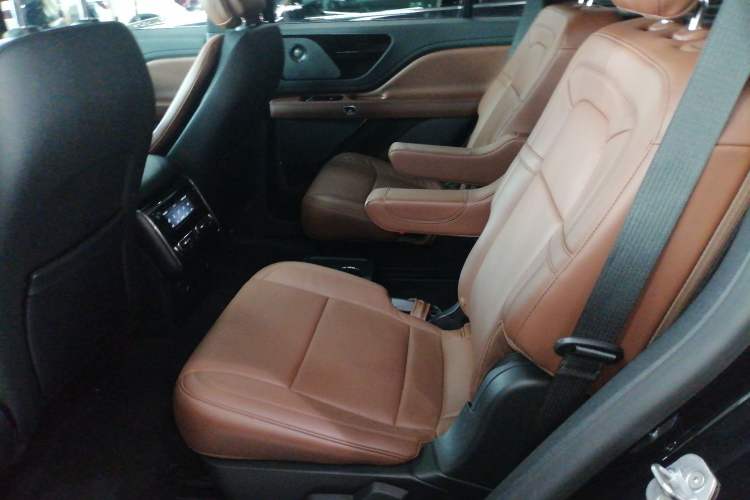Used Lincoln Aviator 2020 3.0T V6 Four-Wheel Drive Zunya Edition Left Rear Seat