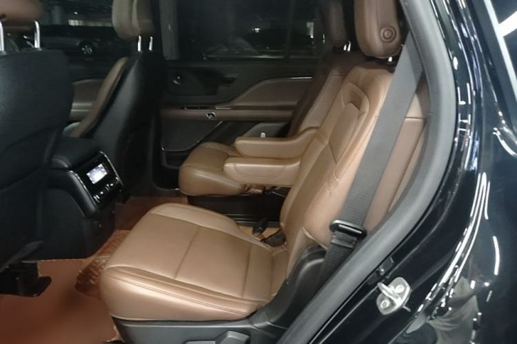 Used Lincoln Aviator 2020 3.0T V6 Four-Wheel Drive Zunya Edition Left Rear Seat