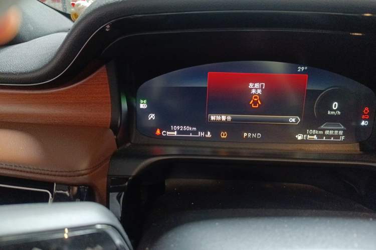 Used Lincoln Aviator 2020 3.0T V6 Four-Wheel Drive Zunya Edition Odometer Close Up