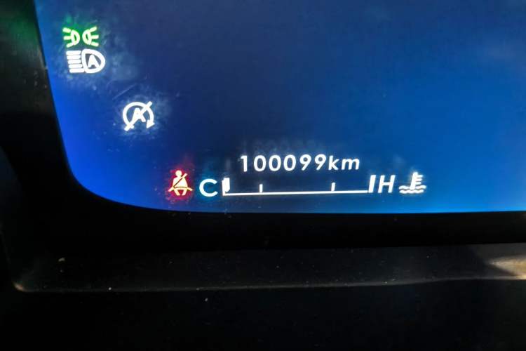 Used Lincoln Aviator 2020 3.0T V6 Four-Wheel Drive Zunya Edition Odometer Close Up