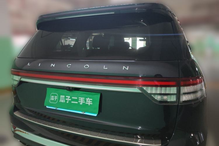 Used Lincoln Aviator 2020 3.0T V6 All-Wheel-Drive Premium Edition Rear