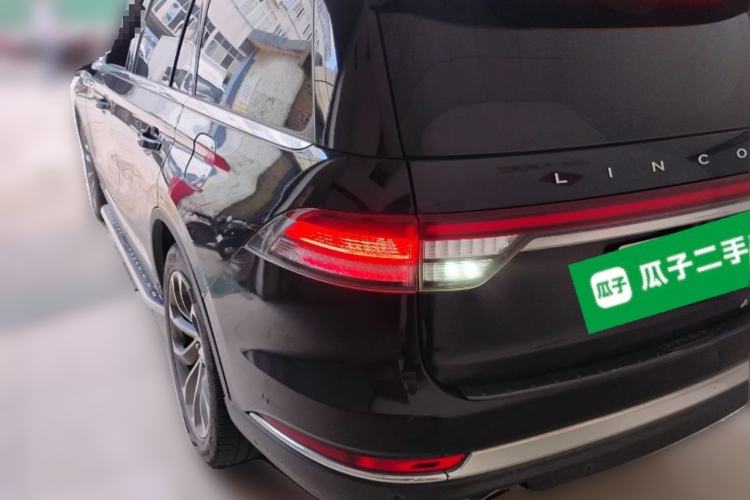 Used Lincoln Aviator 2020 3.0T V6 All-Wheel Drive Executive Version Rear Left 45 Deg