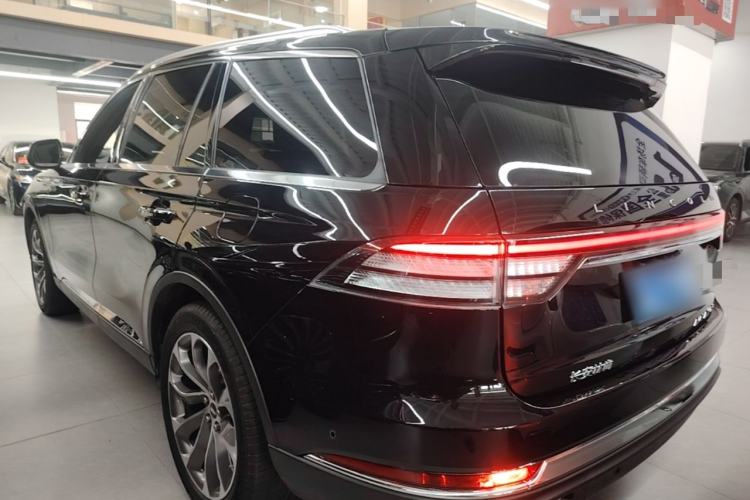 Used Lincoln Aviator 2020 3.0T V6 All-Wheel Drive Executive Version Rear Left 45 Deg