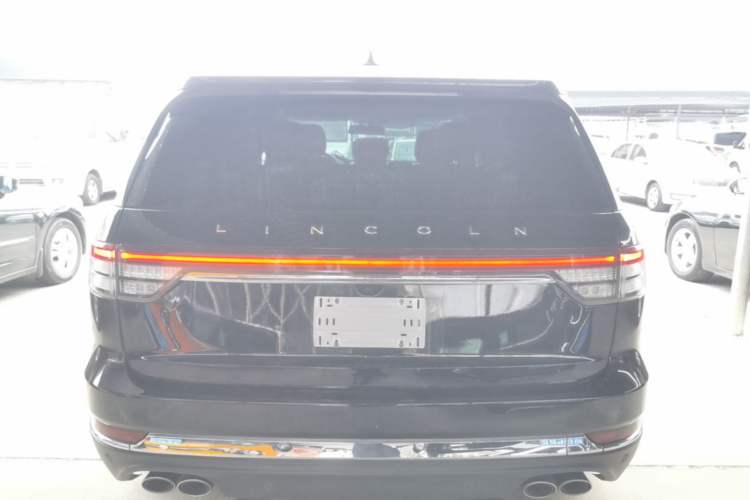 Used Lincoln Aviator 2020 3.0T V6 All-Wheel-Drive Luxury Edition Rear