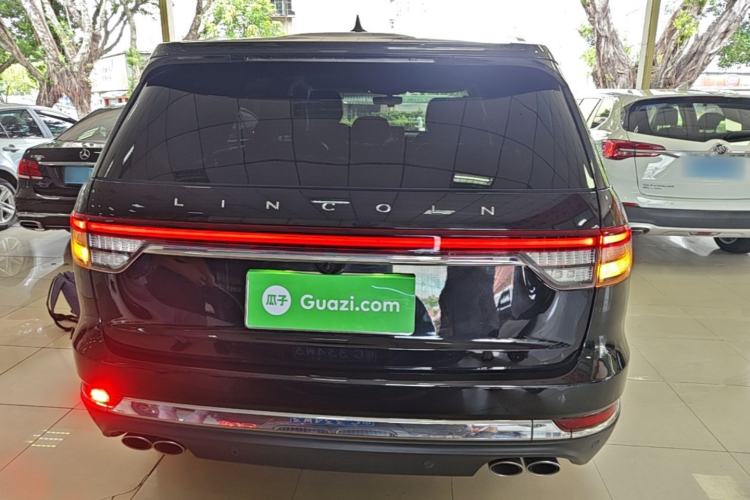 Used Lincoln Aviator 2020 3.0T V6 All-Wheel-Drive Premium Edition Rear