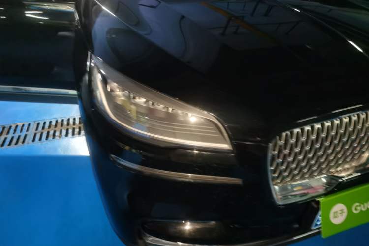 Used Lincoln Aviator 2020 3.0T V6 Four-Wheel Drive Premium Edition Right Front Headlight