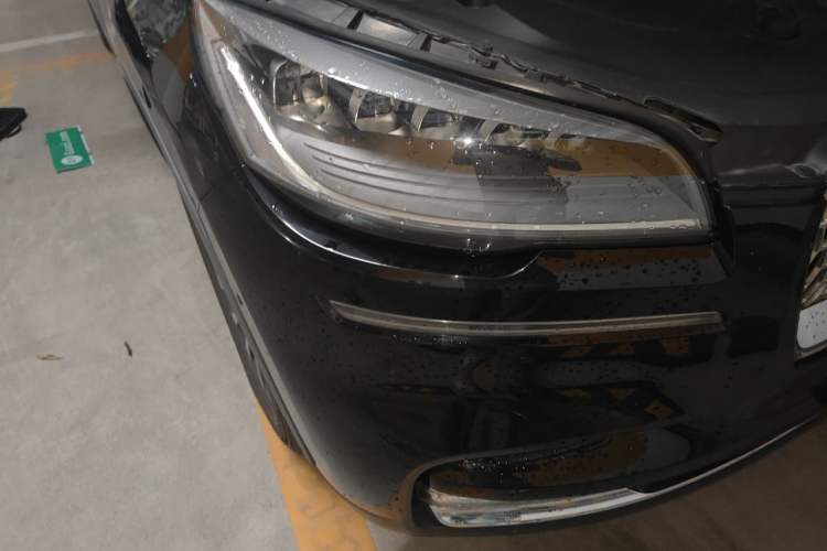 Used Lincoln Aviator 2020 3.0T V6 All-Wheel-Drive Luxury Edition Right Front Headlight