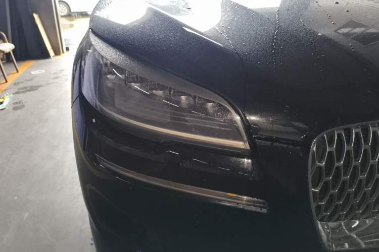 Used Lincoln Aviator 2020 3.0T V6 Four-Wheel Drive Premium Edition Right Front Headlight