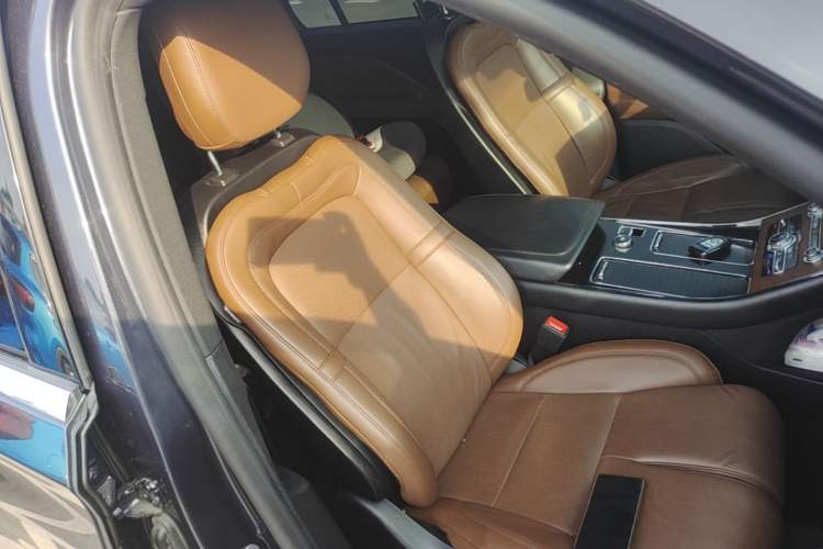 Used Lincoln Aviator 2020 3.0T V6 Four-Wheel Drive Zunya Edition Right Front Seat