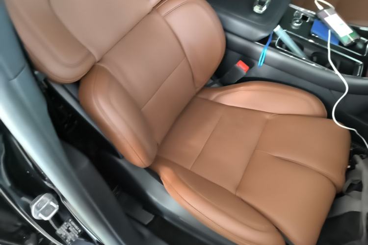 Used Lincoln Aviator 2020 3.0T V6 All-Wheel Drive Executive Version Right Front Seat
