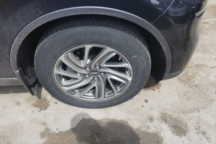 Used Lincoln Aviator 2020 3.0T V6 Four-Wheel Drive Premium Edition Right Front Wheel Hub