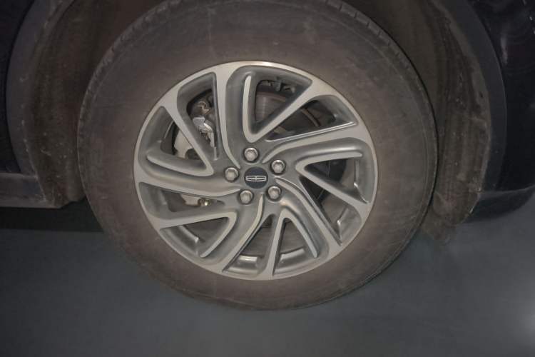 Used Lincoln Aviator 2020 3.0T V6 Four-Wheel Drive Premium Edition Right Front Wheel Hub