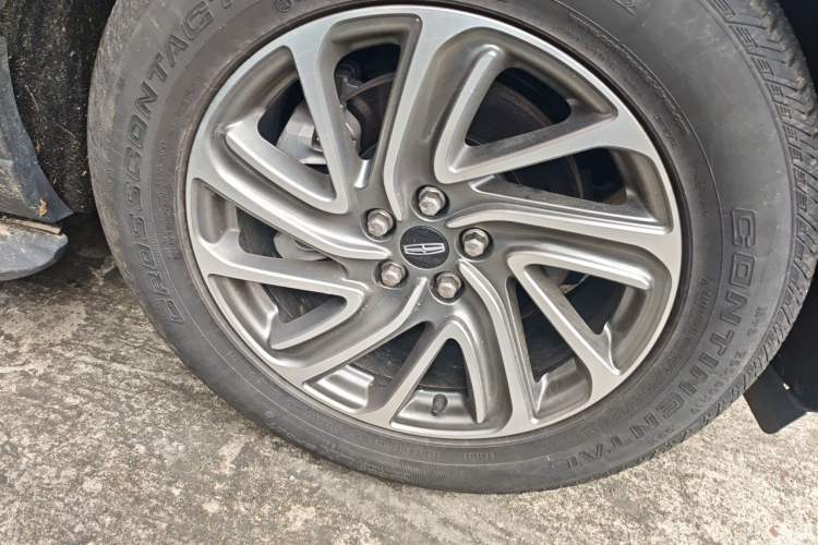 Used Lincoln Aviator 2020 3.0T V6 Four-Wheel Drive Premium Edition Right Front Wheel Hub