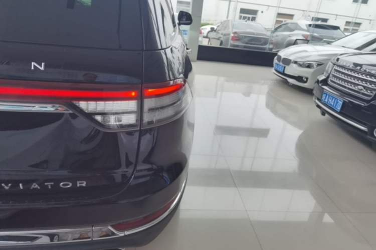 Used Lincoln Aviator 2020 3.0T V6 Four-Wheel Drive Zunya Edition Right Rear Taillight