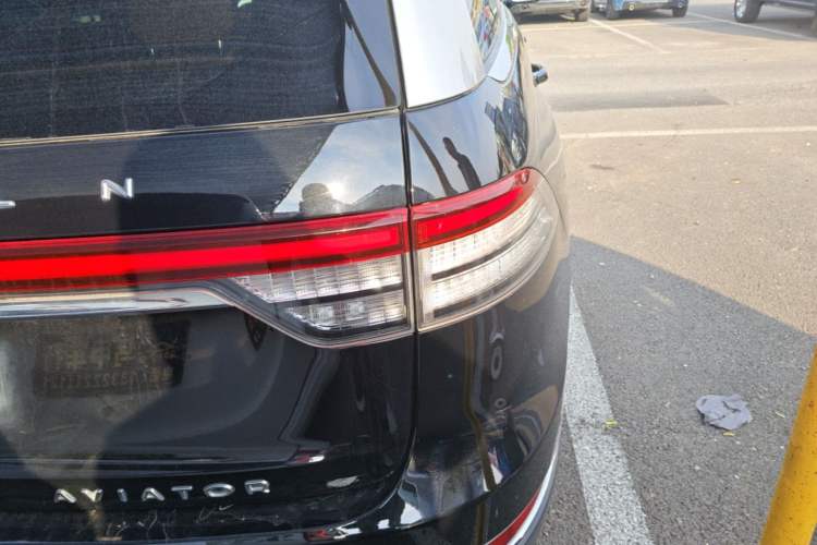 Used Lincoln Aviator 2020 3.0T V6 Four-Wheel Drive Zunya Edition Right Rear Taillight