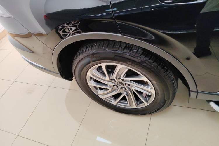 Used Lincoln Aviator 2020 3.0T V6 Four-Wheel Drive Premium Edition Right Rear Wheel Hub