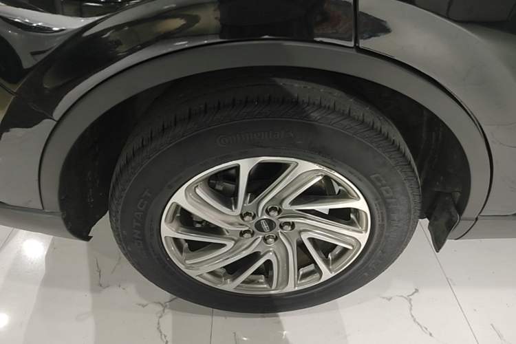 Used Lincoln Aviator 2020 3.0T V6 Four-Wheel Drive Premium Edition Right Rear Wheel Hub