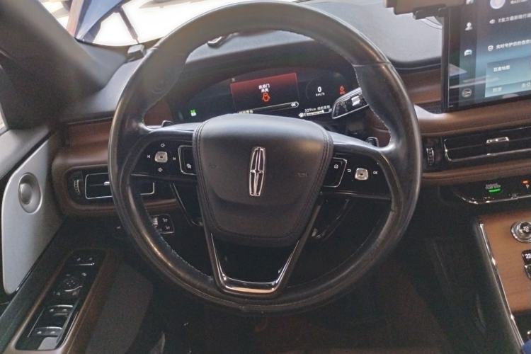 Used Lincoln Aviator 2020 3.0T V6 All-Wheel Drive Executive Version Steering Wheel