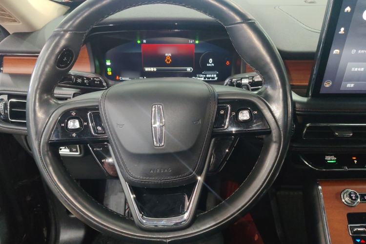 Used Lincoln Aviator 2020 3.0T V6 Four-Wheel Drive Premium Edition Steering Wheel