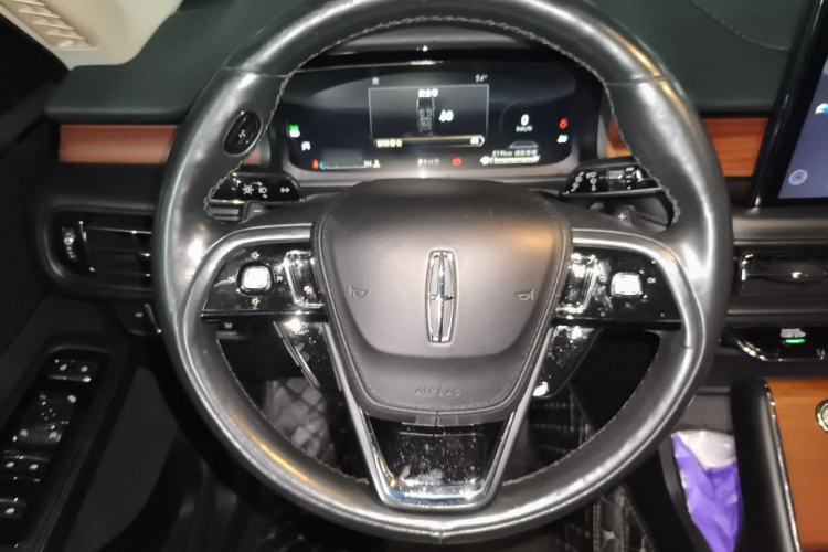 Used Lincoln Aviator 2020 3.0T V6 Four-Wheel Drive Premium Edition Steering Wheel