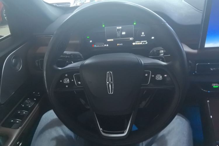 Used Lincoln Aviator 2020 3.0T V6 All-Wheel Drive Executive Version Steering Wheel