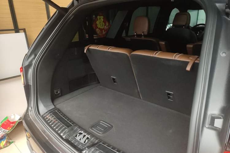 Used Lincoln Aviator 2020 3.0T V6 Four-Wheel Drive Zunya Edition Trunk