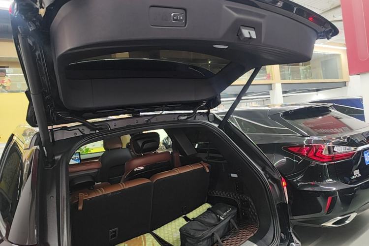 Used Lincoln Aviator 2020 3.0T V6 Four-Wheel Drive Zunya Edition Trunk