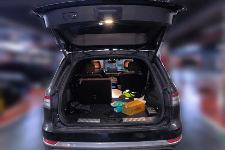 Used Lincoln Aviator 2020 3.0T V6 Four-Wheel Drive Zunya Edition Trunk