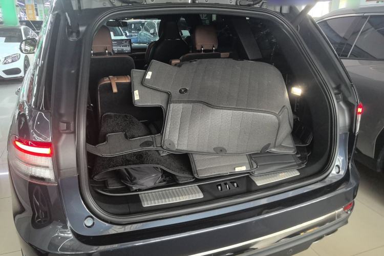 Used Lincoln Aviator 2020 3.0T V6 All-Wheel Drive Executive Version Trunk