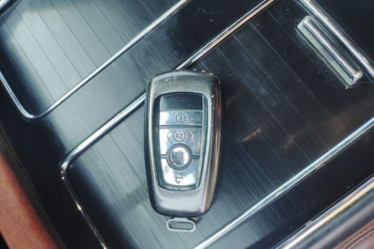 Used Lincoln Aviator 2020 3.0T V6 Four-Wheel Drive Zunya Edition Vehicle Key
