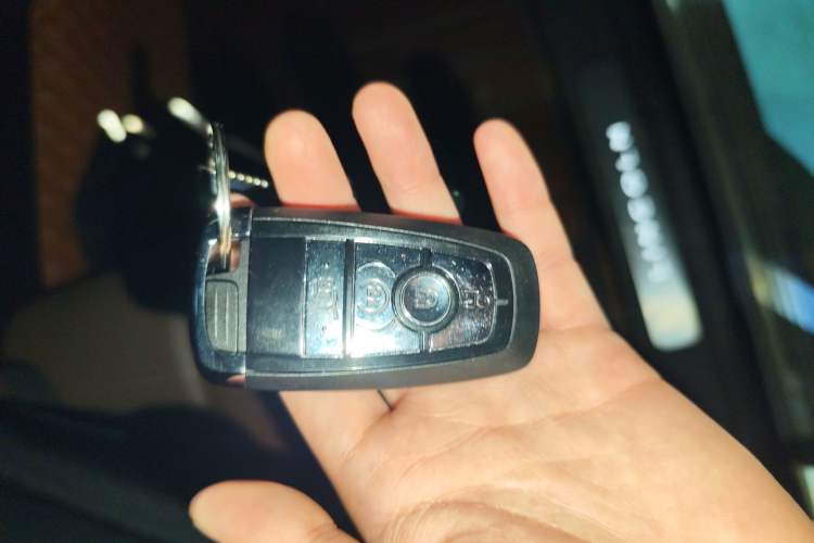 Used Lincoln Aviator 2020 3.0T V6 Four-Wheel Drive Zunya Edition Vehicle Key