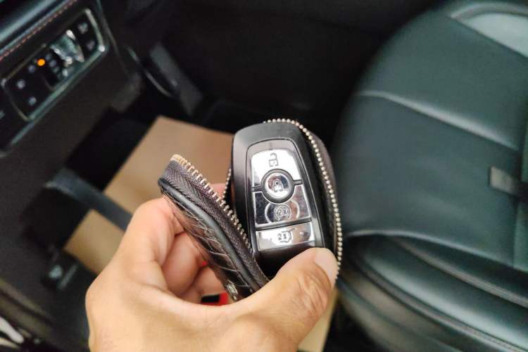 Used Lincoln Aviator 2020 3.0T V6 Four-Wheel Drive Premium Edition Vehicle Key