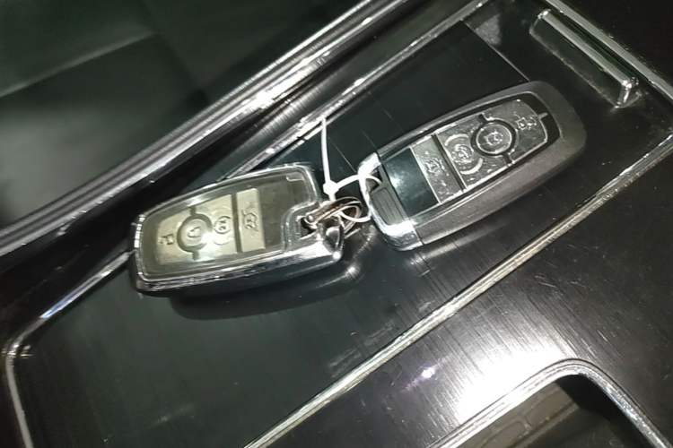 Used Lincoln Aviator 2020 3.0T V6 Four-Wheel Drive Premium Edition Vehicle Key