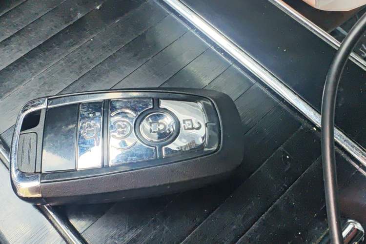 Used Lincoln Aviator 2020 3.0T V6 Four-Wheel Drive Zunya Edition Vehicle Key