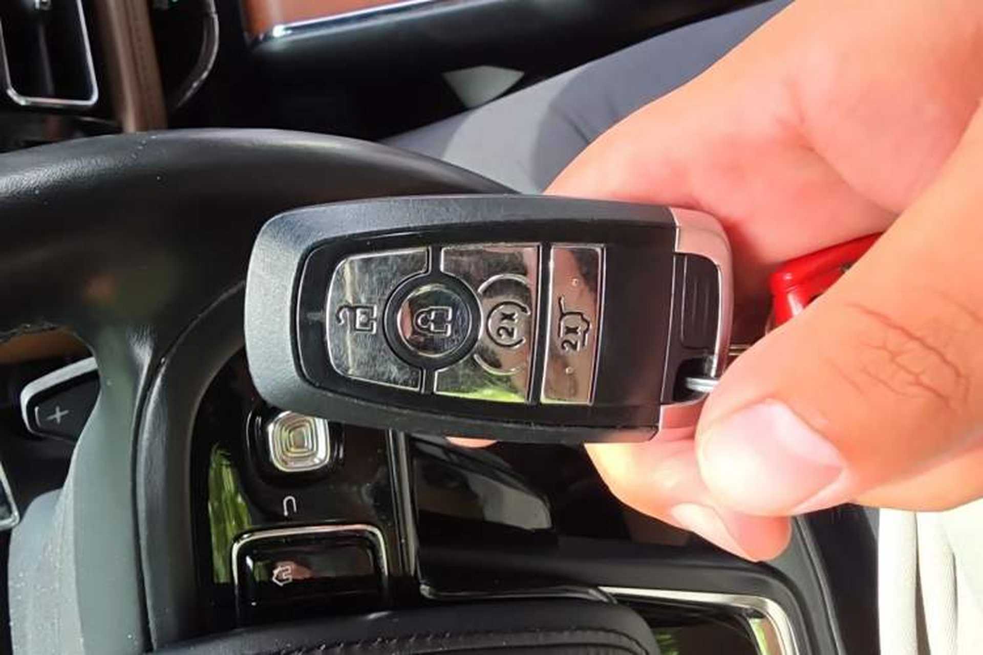 Used Lincoln Aviator 2020 3.0T V6 All-Wheel Drive Executive Version Vehicle Key