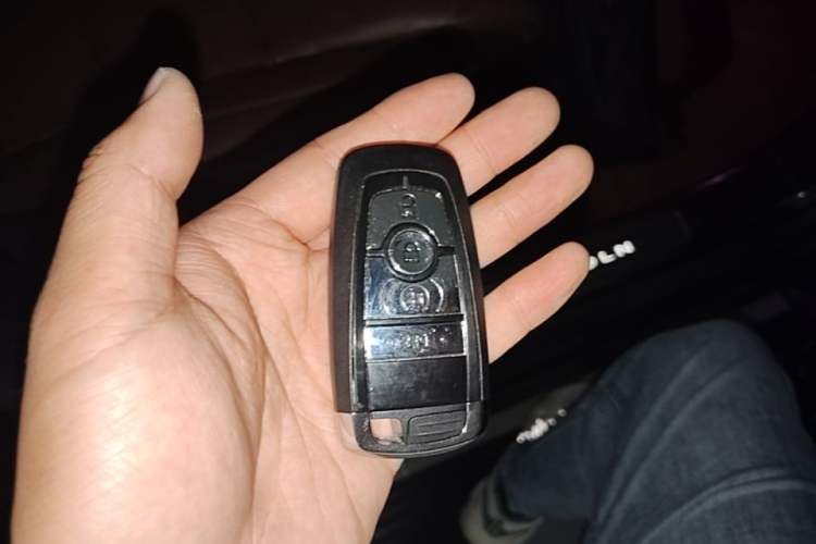 Used Lincoln Aviator 2020 3.0T V6 Four-Wheel Drive Zunya Edition Vehicle Key